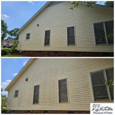 Exquisite-House-Wash-and-Pressure-Washing-Driveway-Project-in-Irmo-SC 0